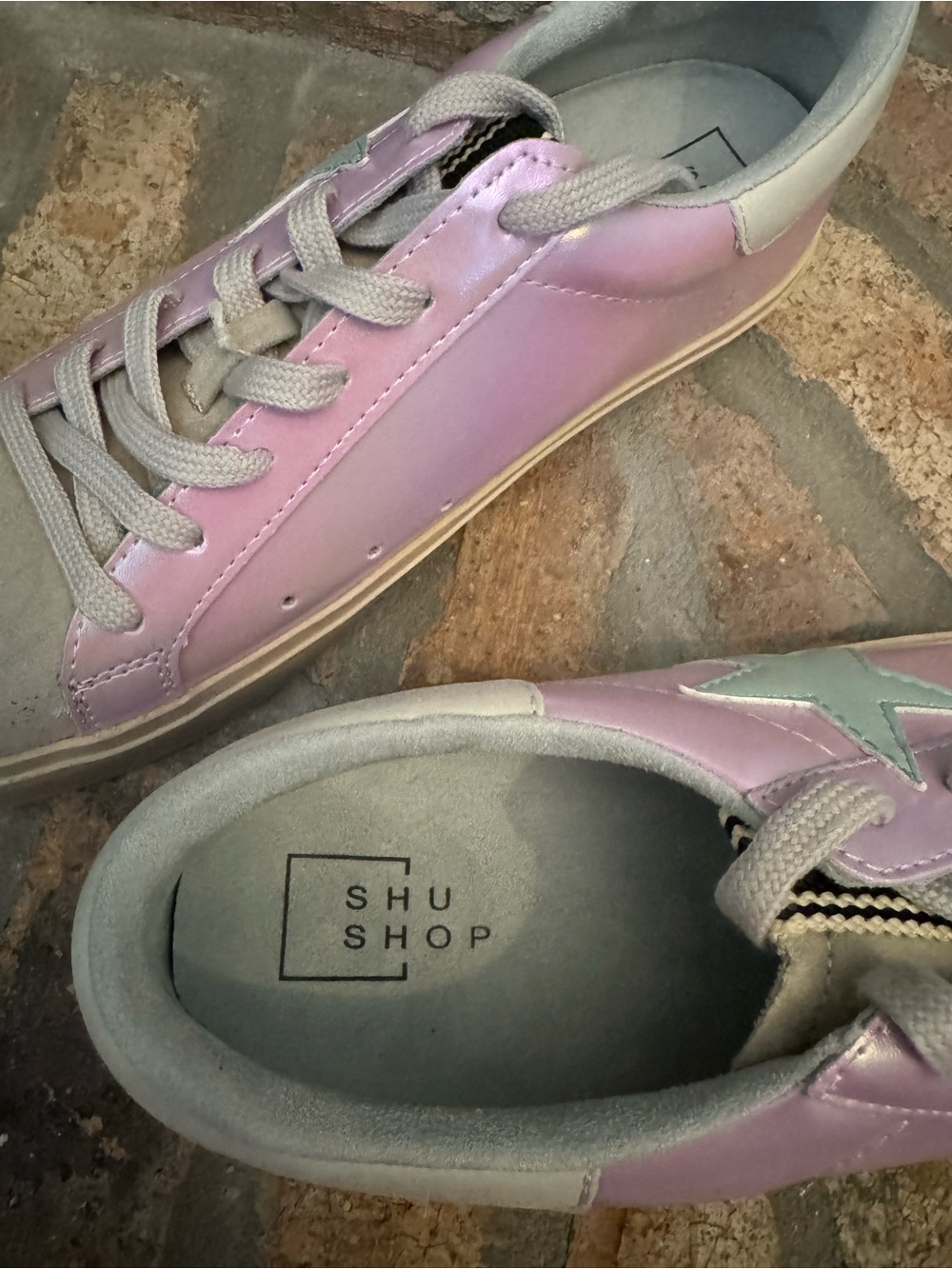 NWT Shu Shop Iridescent Pink Pastel Star Lace-Up Sneakers  Size 10 - Picture 3 of 6